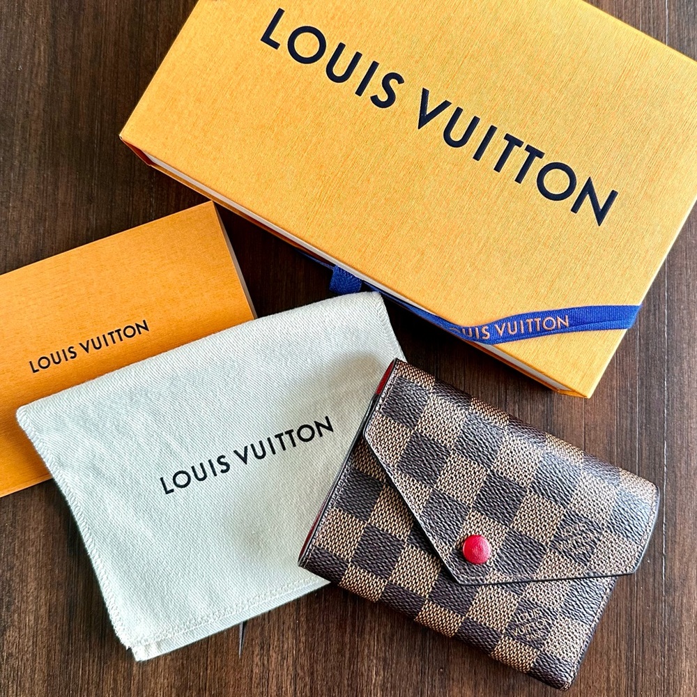 LOUIS VUITTON Victorine Damier Ebene Cerise Red Wallet